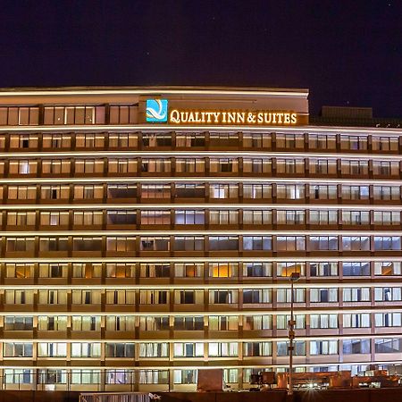 Quality Inn & Suites Cincinnati Exterior foto
